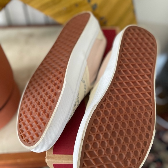 Vans High Vibe Slip-Ons ☀️ - Picture 5 of 6